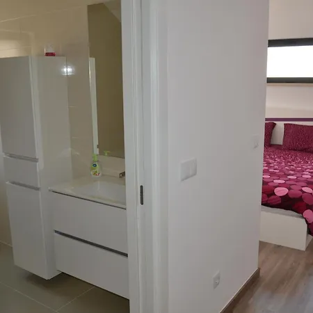 Neue Moderne Mit Privatem Pool * Famalicao